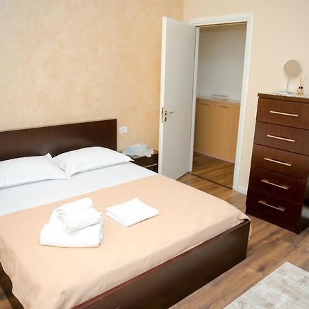 Casa Di Besarb Apartment Shkoder Bagian luar foto