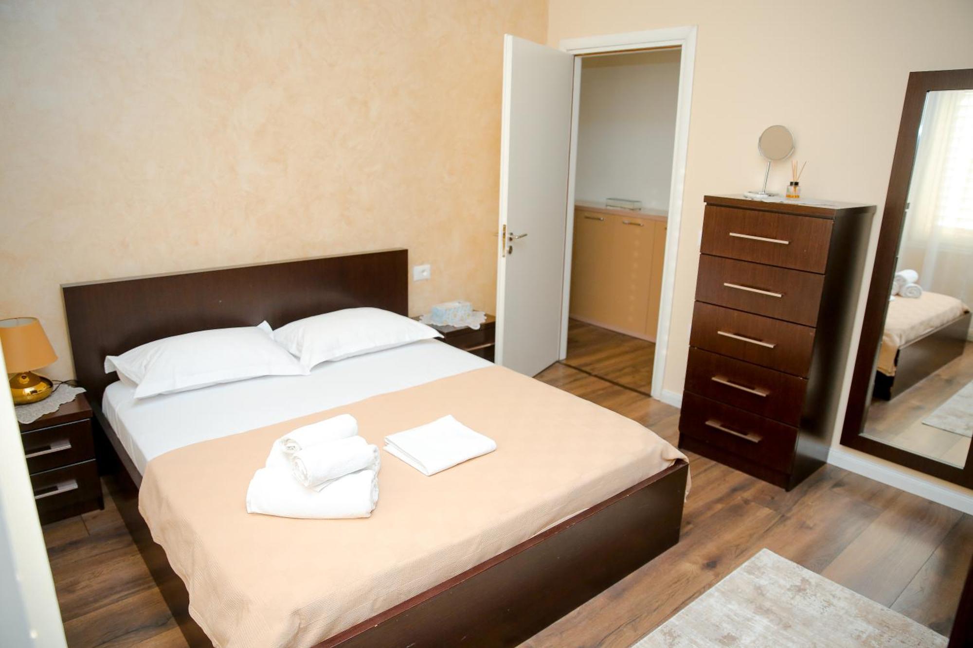 Casa Di Besarb Apartment Shkoder Bagian luar foto